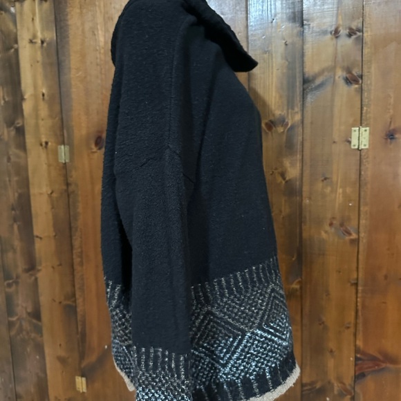 Cozy Black Knit Sweater - Picture 5 of 6